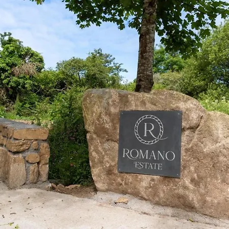 Romano Estate, The Courtyard Penzance Exterior photo